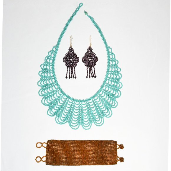 Jewelry - Chaquira Jewelry Bundle